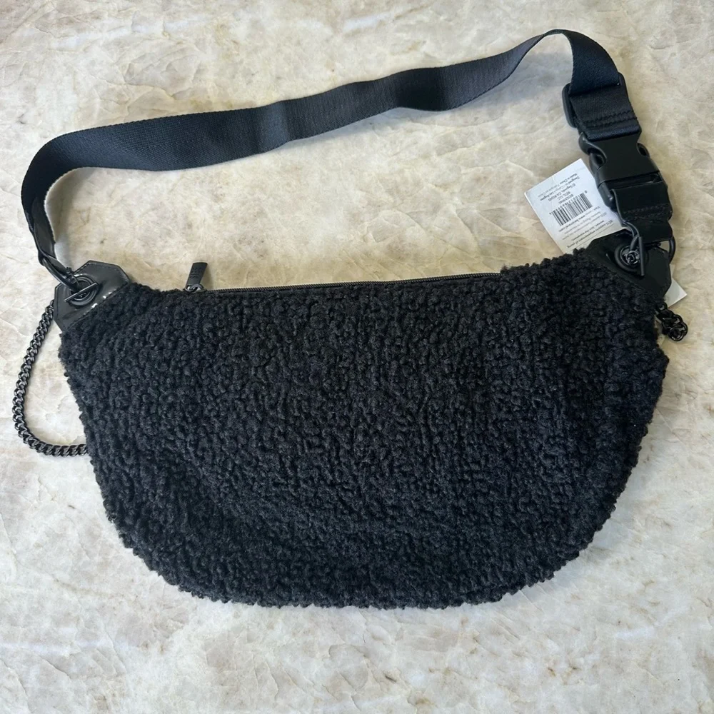 Black Sherpa/Sherling Crossbody Convertible Bum Bag - Picture 2 of 11